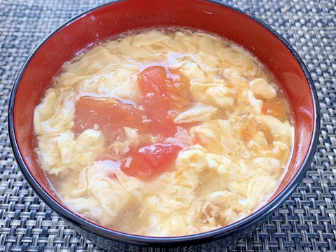 豆腐とトマトとふわふわ卵の酸辣湯